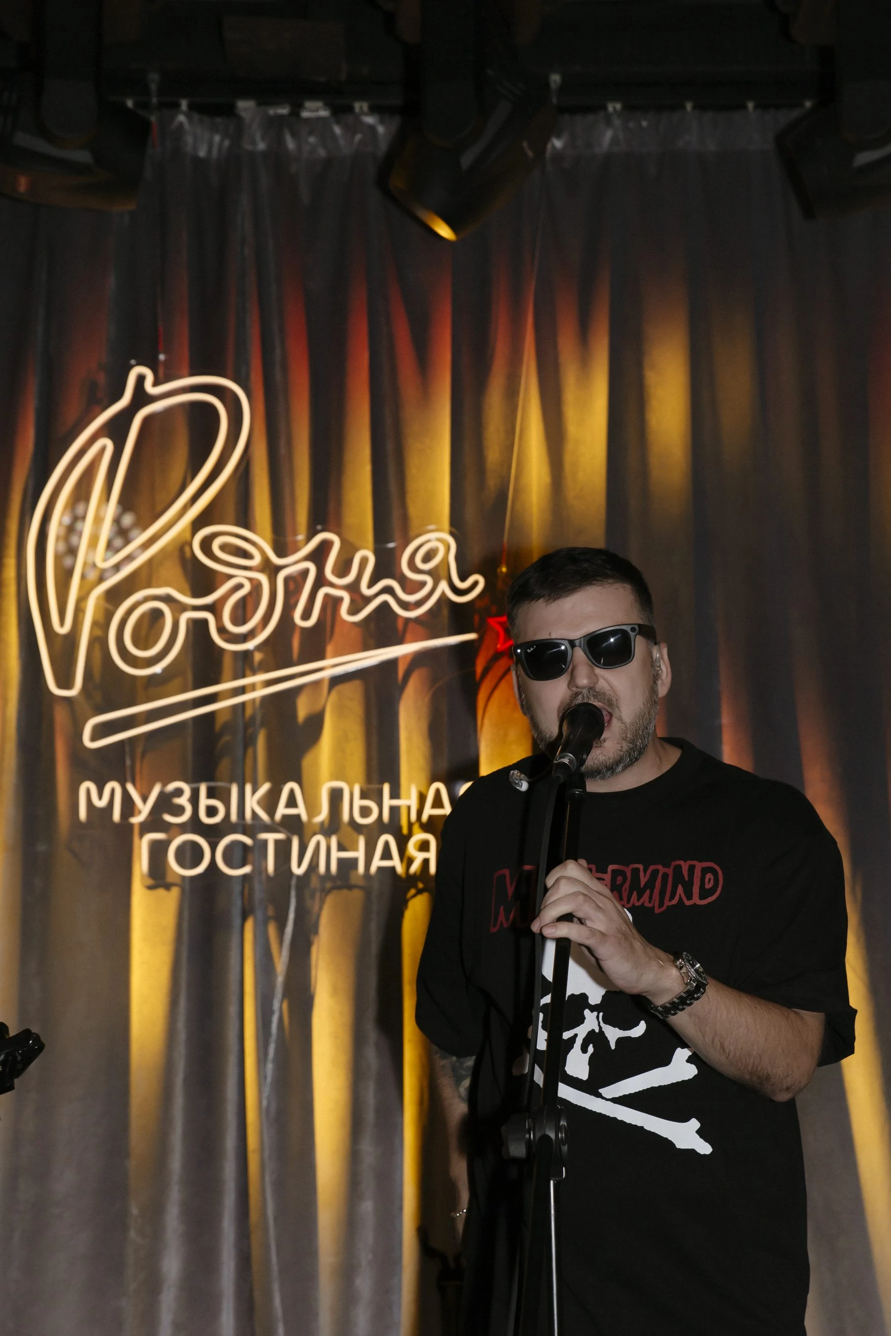 Концерт лейбла Nartov Group в музыкальной гостиной «Родня» 26.08.2026 — фото 2 из 58
